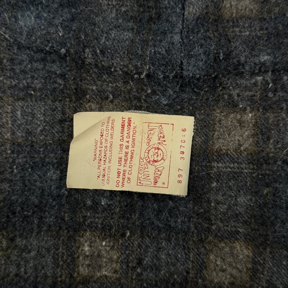 Vintage Carhartt Jacket - Picture 11 of 11